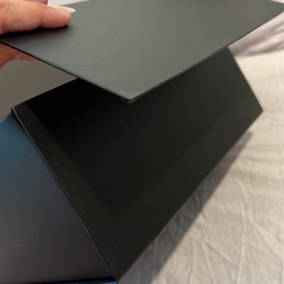 Authentic Gucci Box - Picture 7 of 8